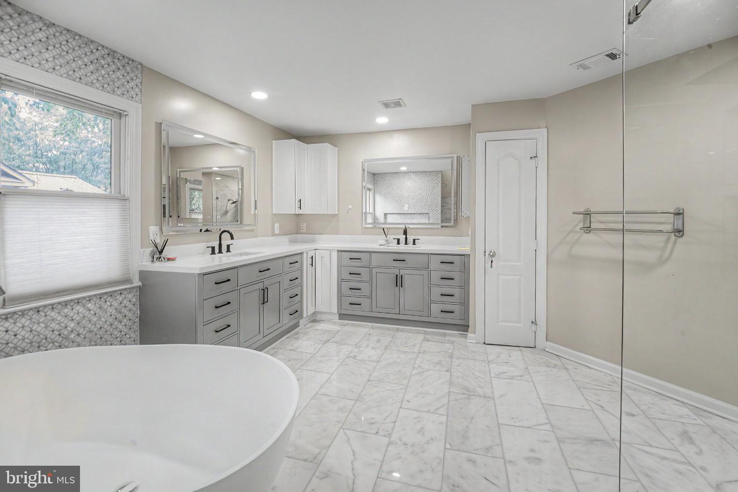 1492 Broadstone Pl Property Photo 8
