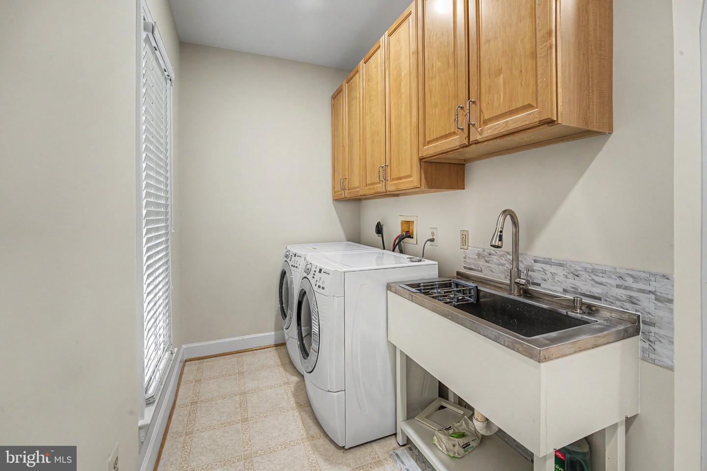 1492 Broadstone Pl Property Photo 31