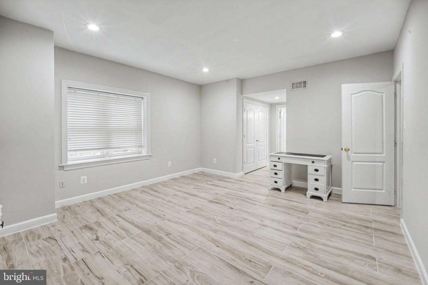 1492 Broadstone Pl Property Photo 37