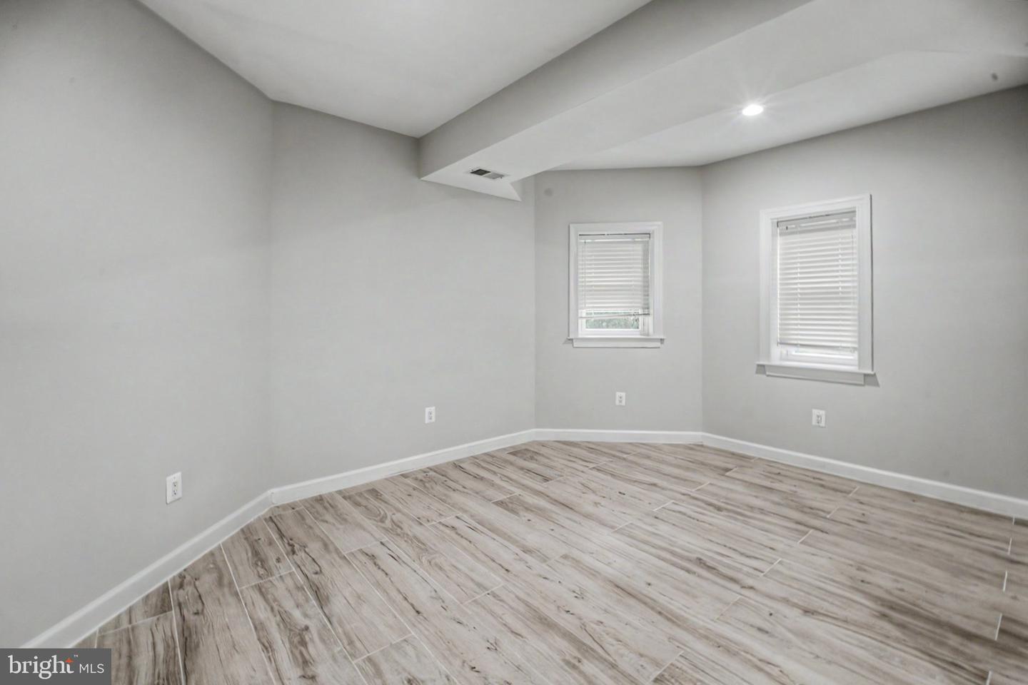 1492 Broadstone Pl Property Photo 39