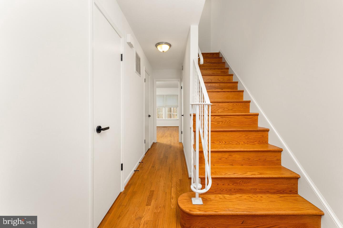 1808 Golf View Ct Property Photo 5