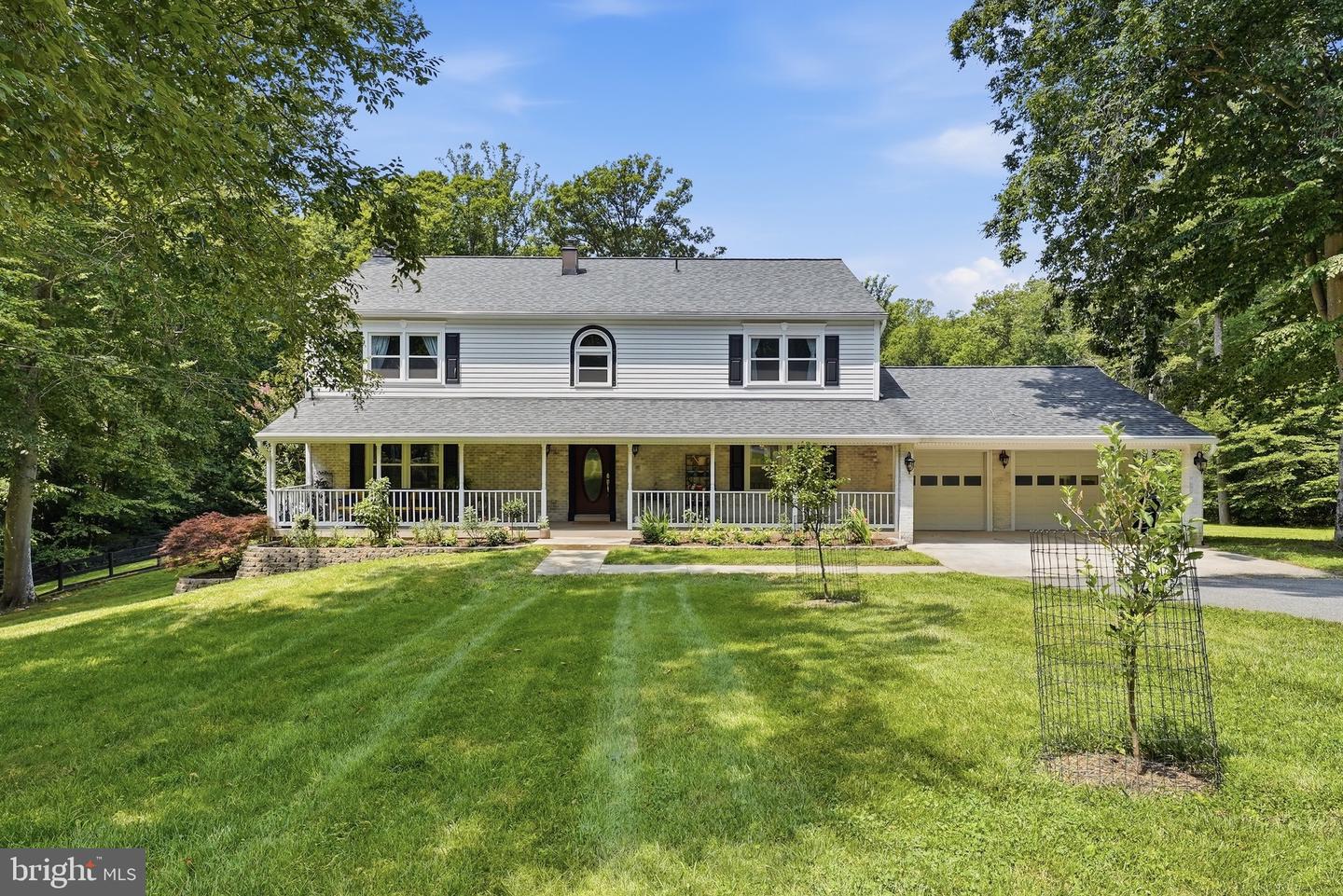 10834 Henderson Rd Property Photo 5