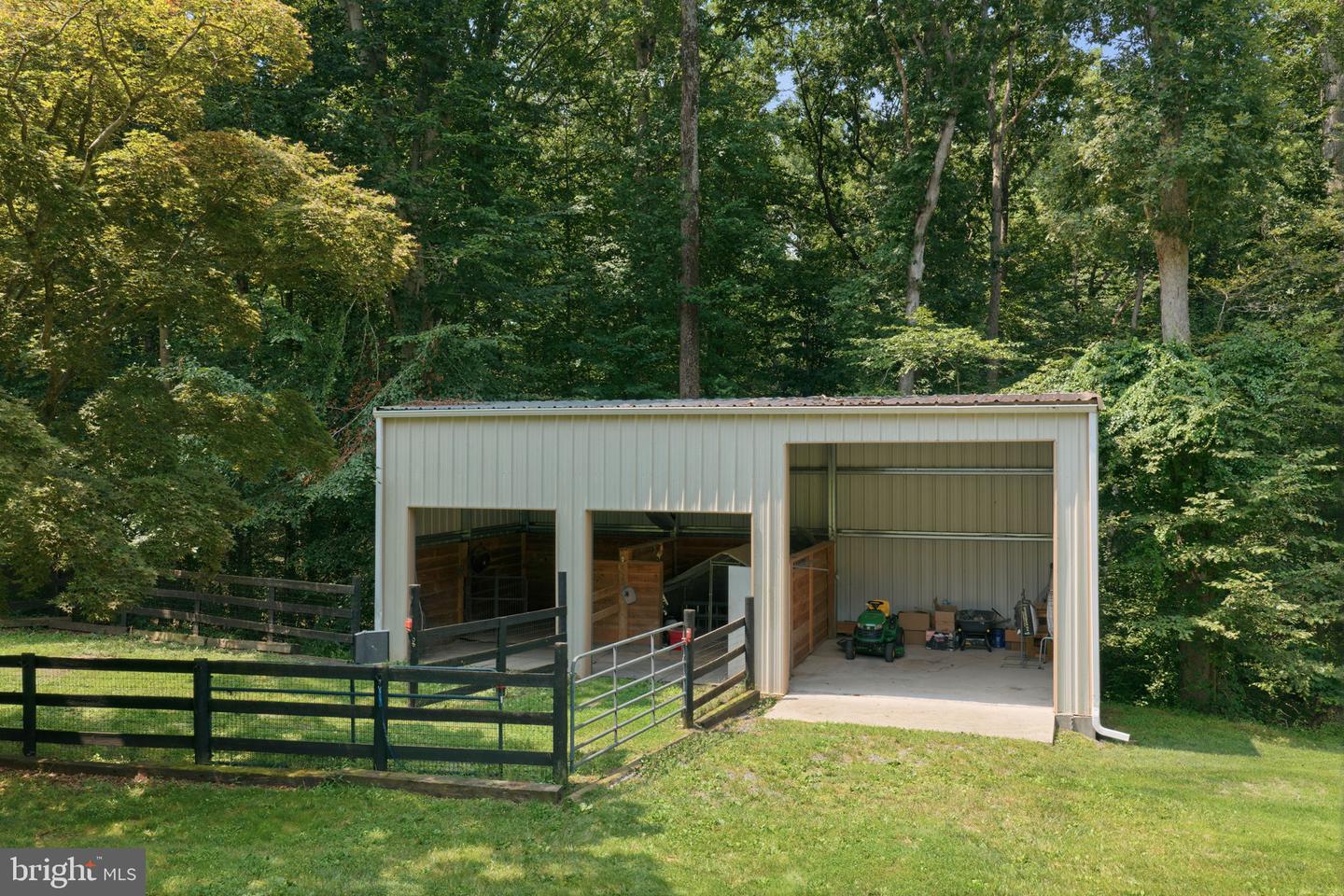 10834 Henderson Rd Property Photo 55