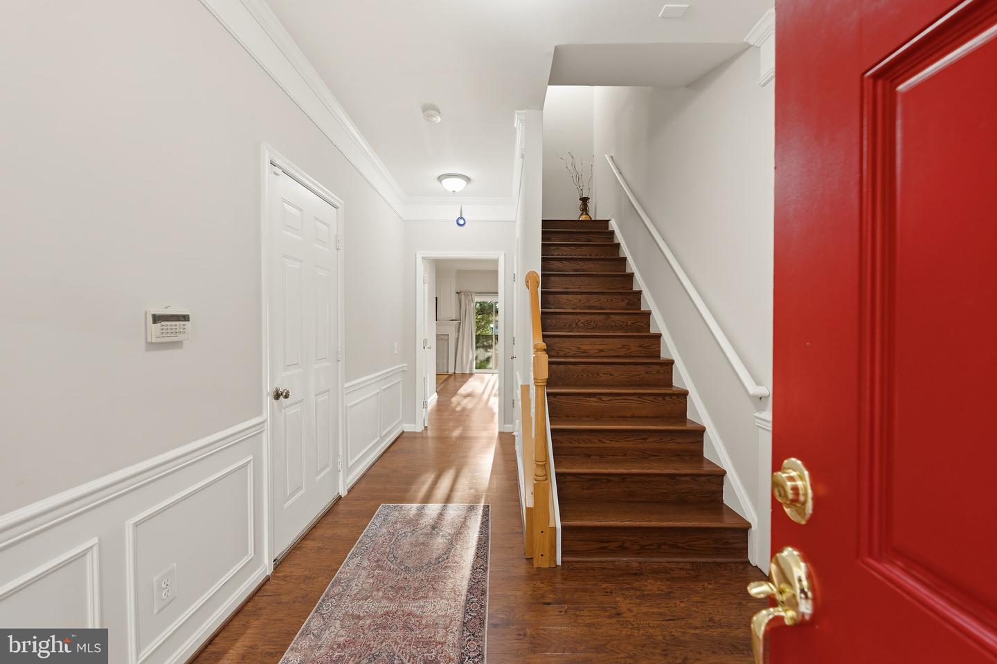 1122 Cypress Tree Pl Property Photo 4