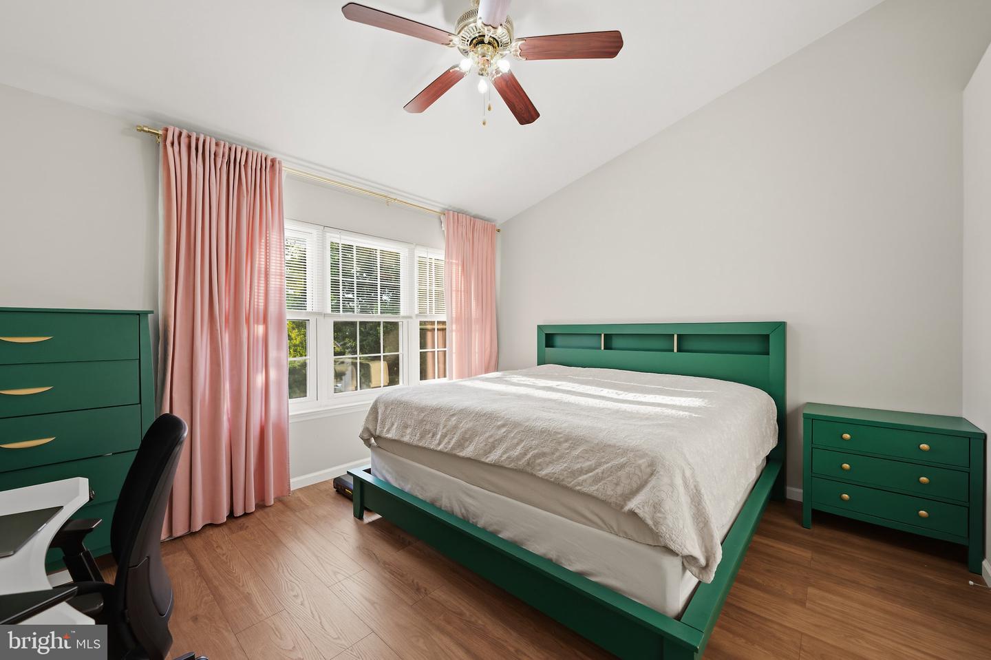 1122 Cypress Tree Pl Property Photo 18
