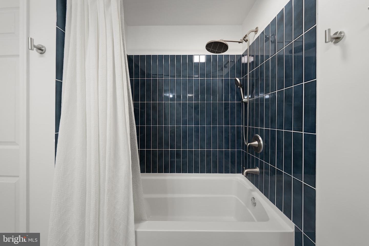 1122 Cypress Tree Pl Property Photo 21