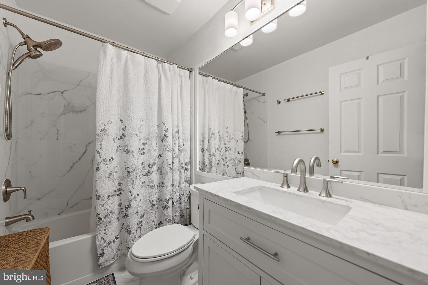 1122 Cypress Tree Pl Property Photo 22