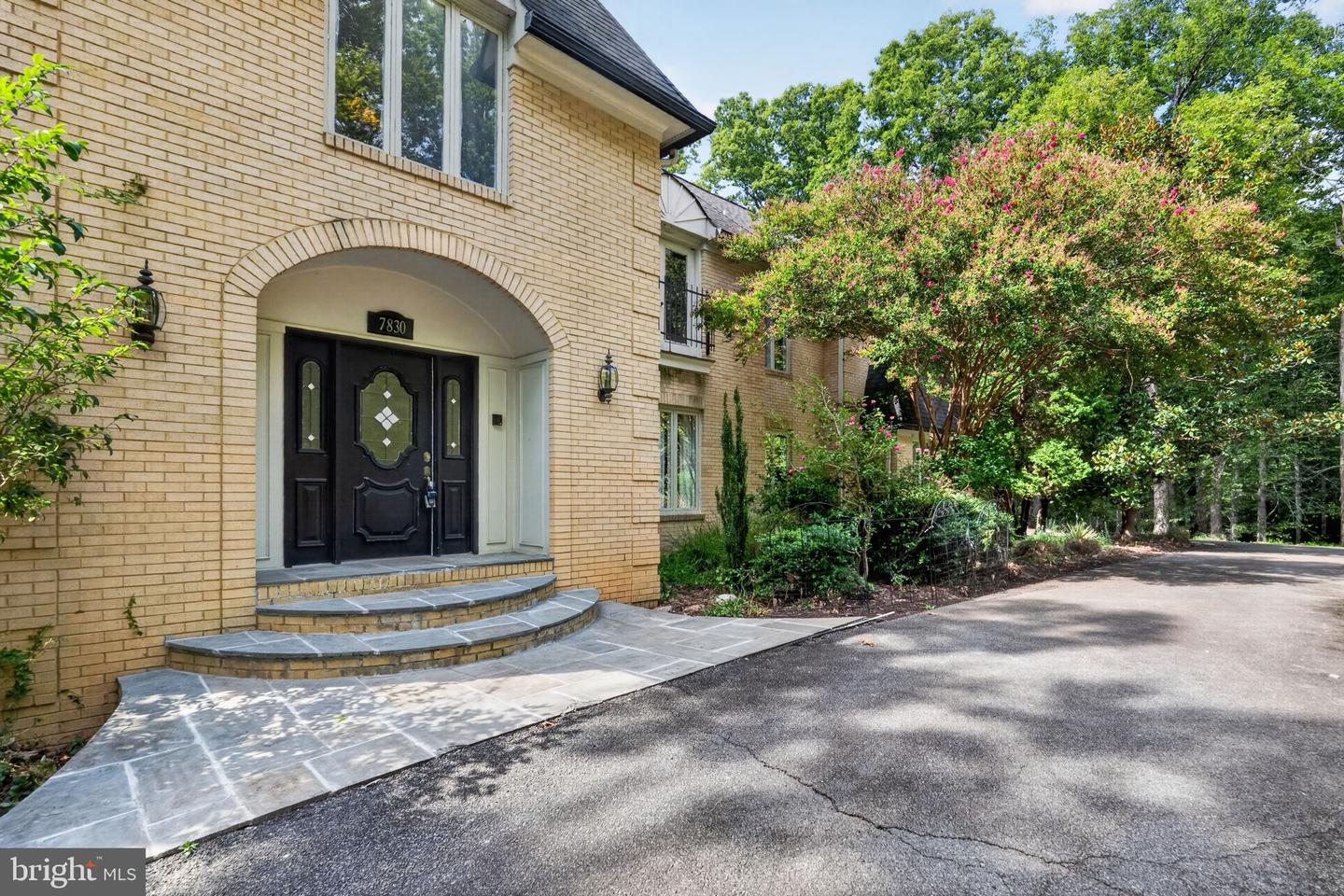 7830 My Way Property Photo 3