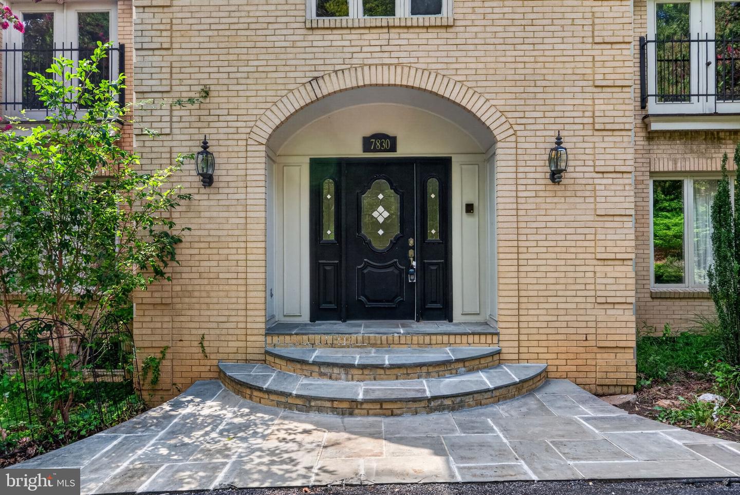 7830 My Way Property Photo 4