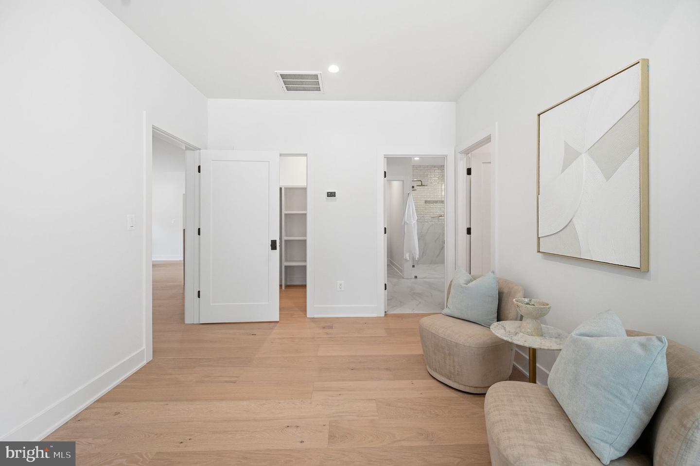 107 Yeonas Drive Se Property Photo 42