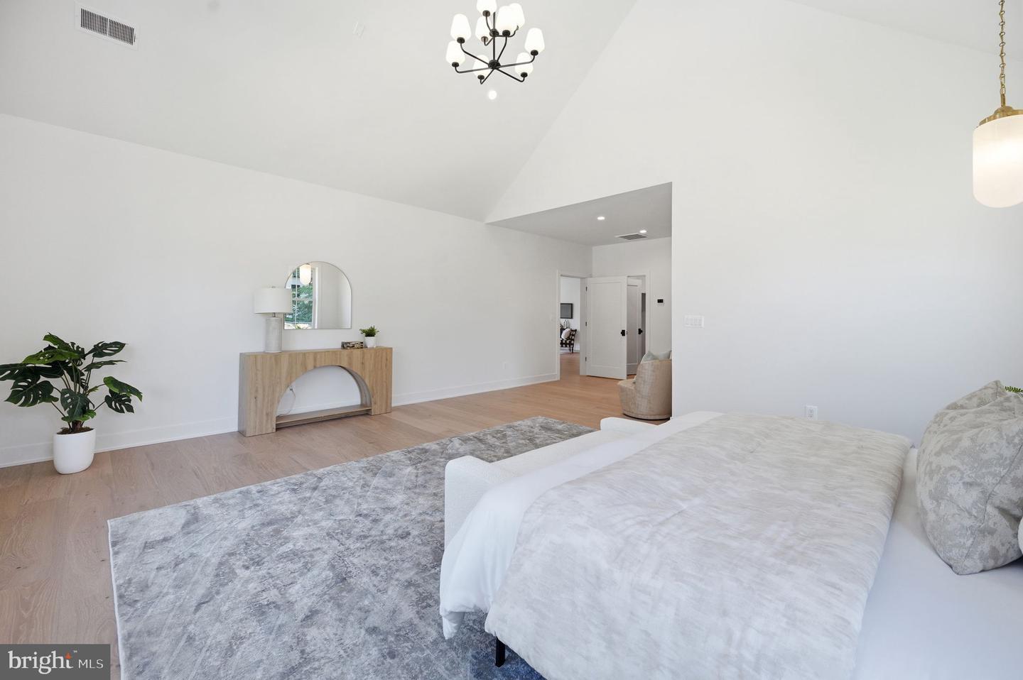 107 Yeonas Drive Se Property Photo 43