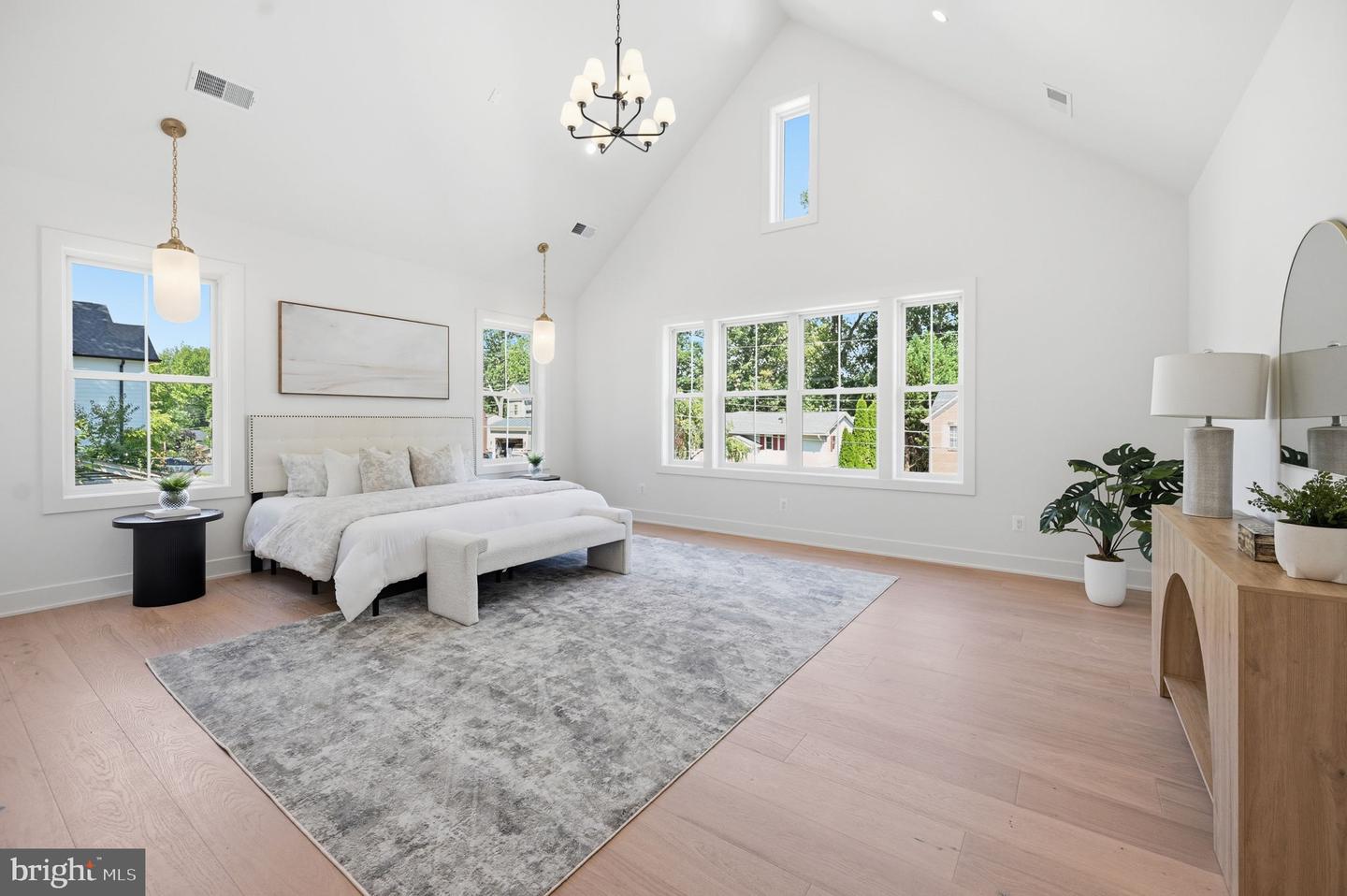 107 Yeonas Drive Se Property Photo 45