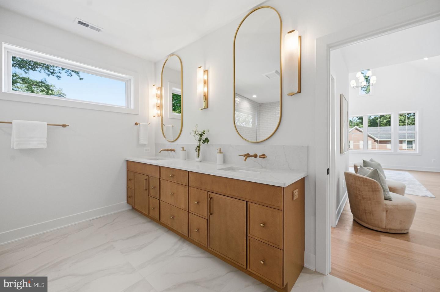 107 Yeonas Drive Se Property Photo 49