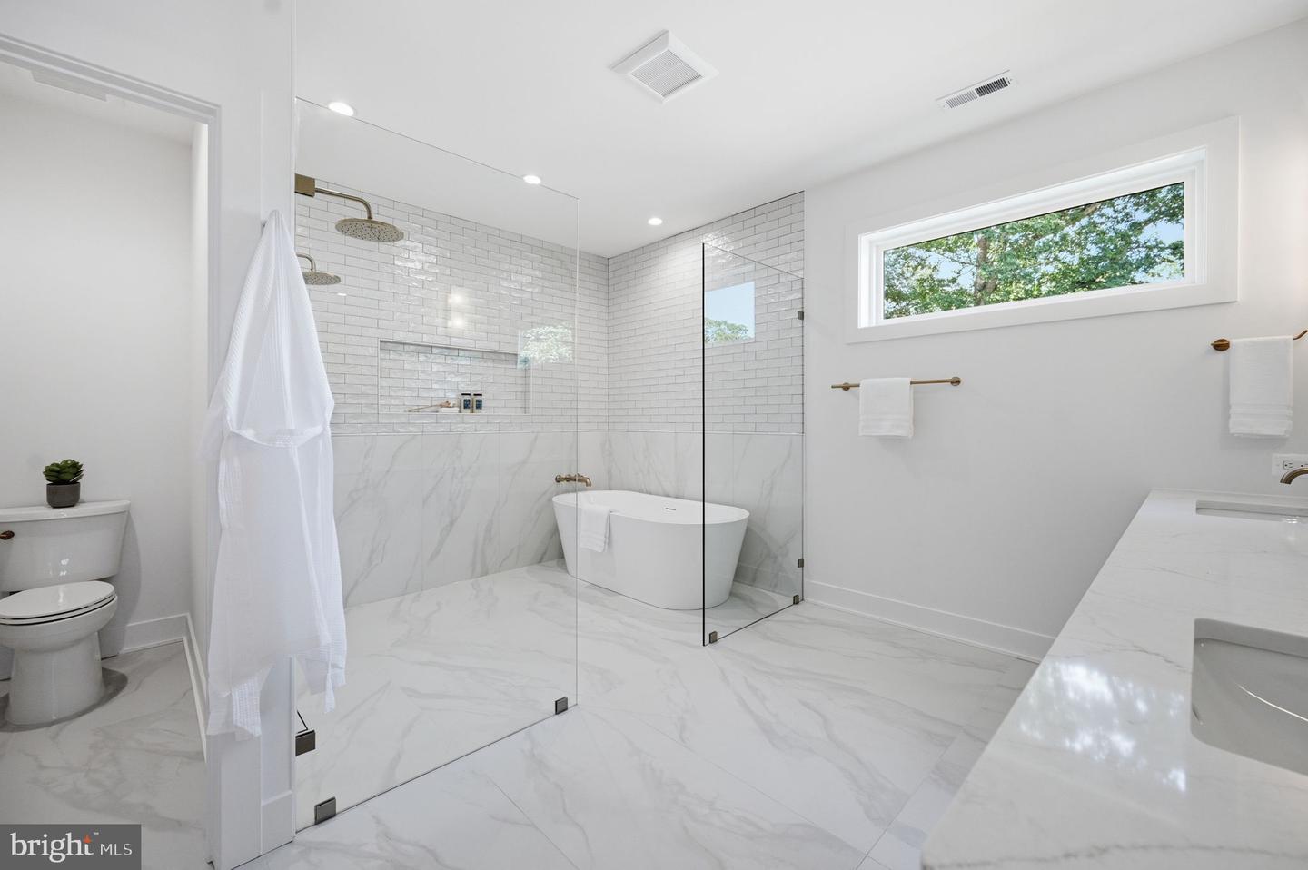 107 Yeonas Drive Se Property Photo 51