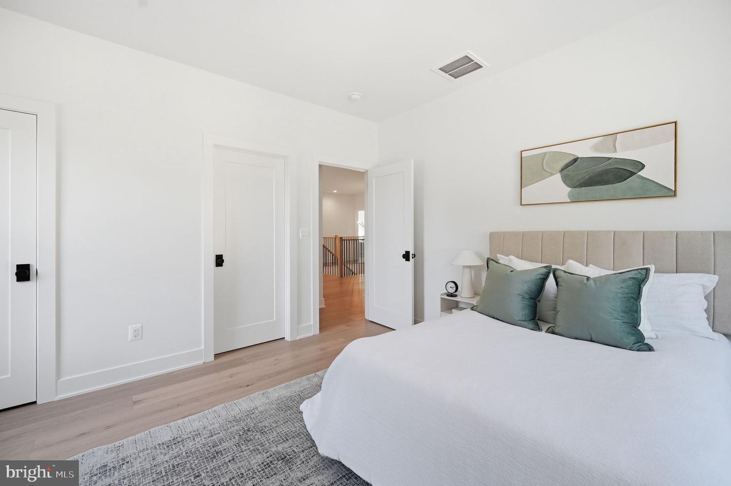 107 Yeonas Drive Se Property Photo 58