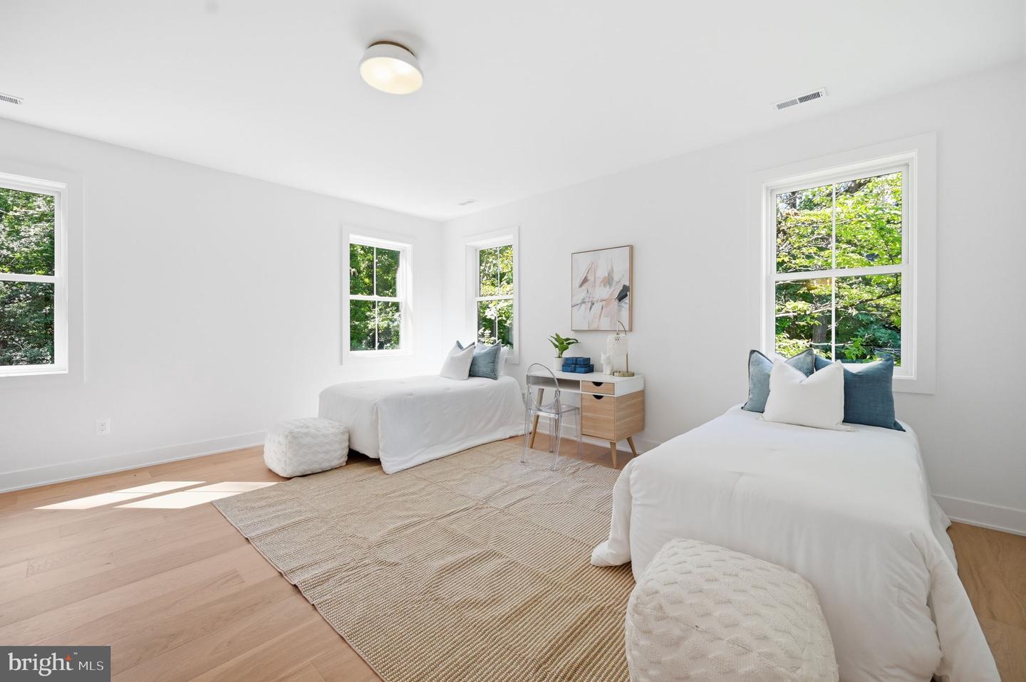 107 Yeonas Drive Se Property Photo 67