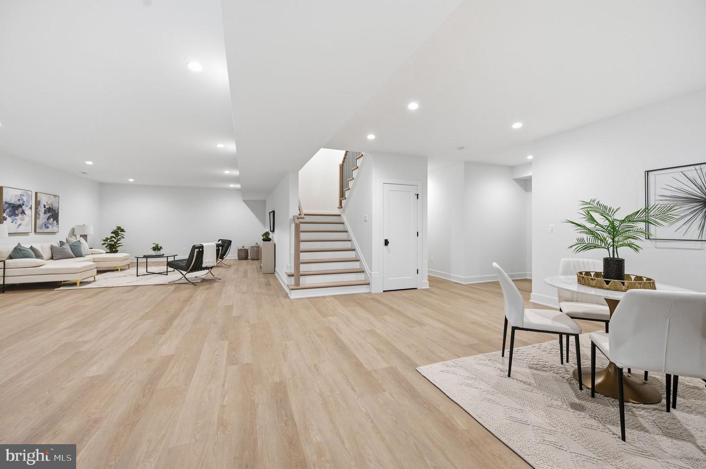 107 Yeonas Drive Se Property Photo 80