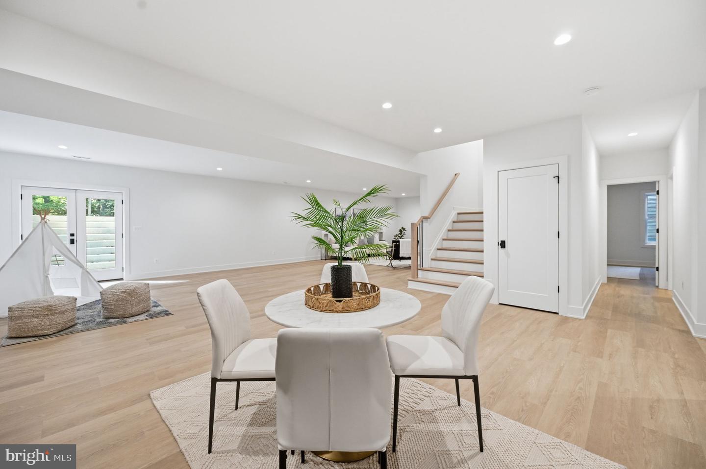 107 Yeonas Drive Se Property Photo 81