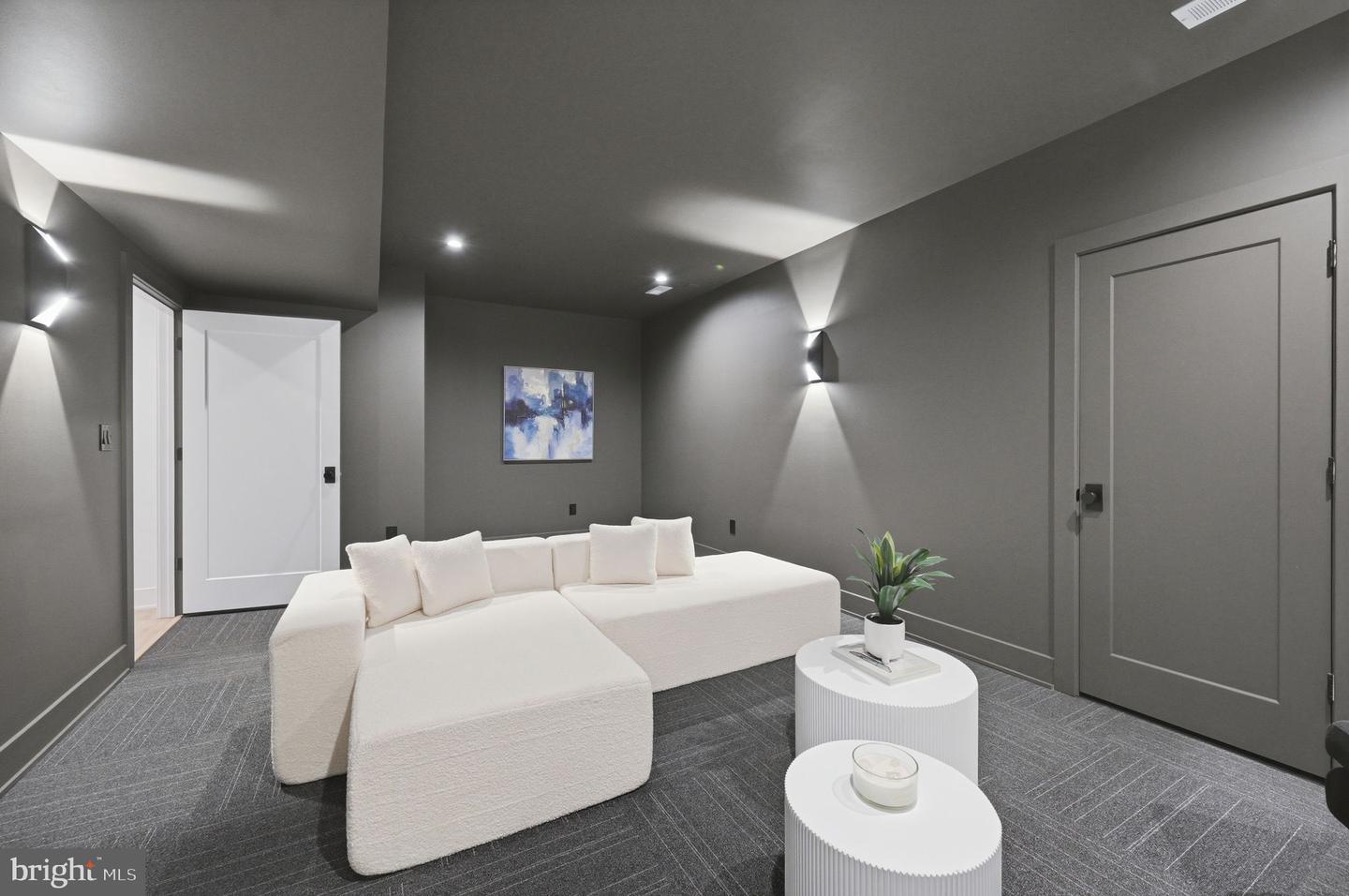 107 Yeonas Drive Se Property Photo 86