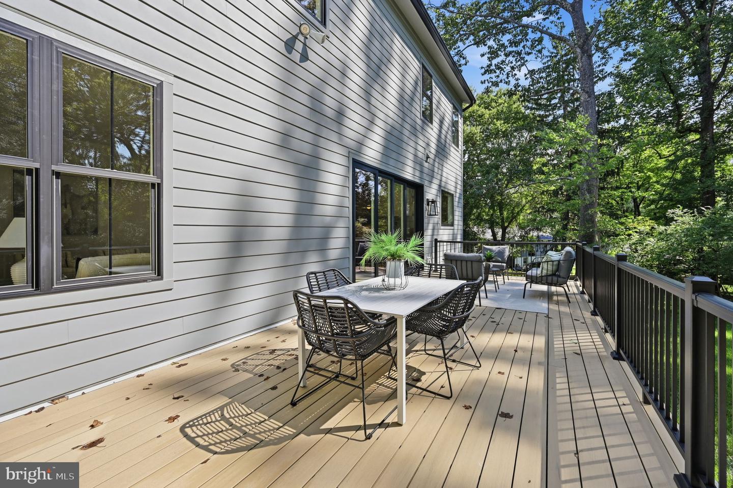 107 Yeonas Drive Se Property Photo 93