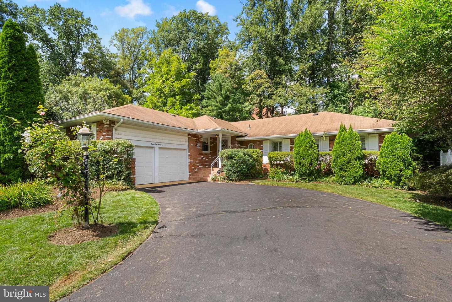 8114 Langbrook Rd Property Photo 1