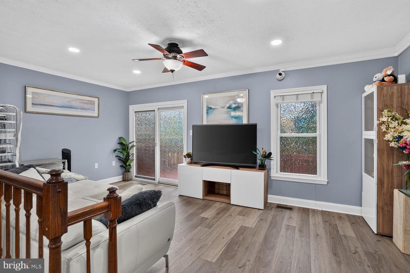 7372 Stream Way Property Photo 7