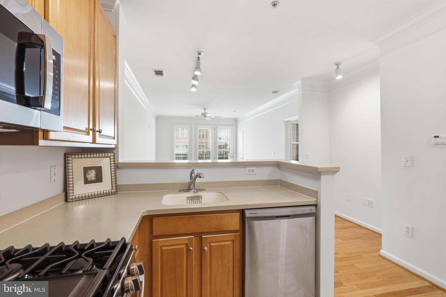 12001 Market St #122 Property Photo 9