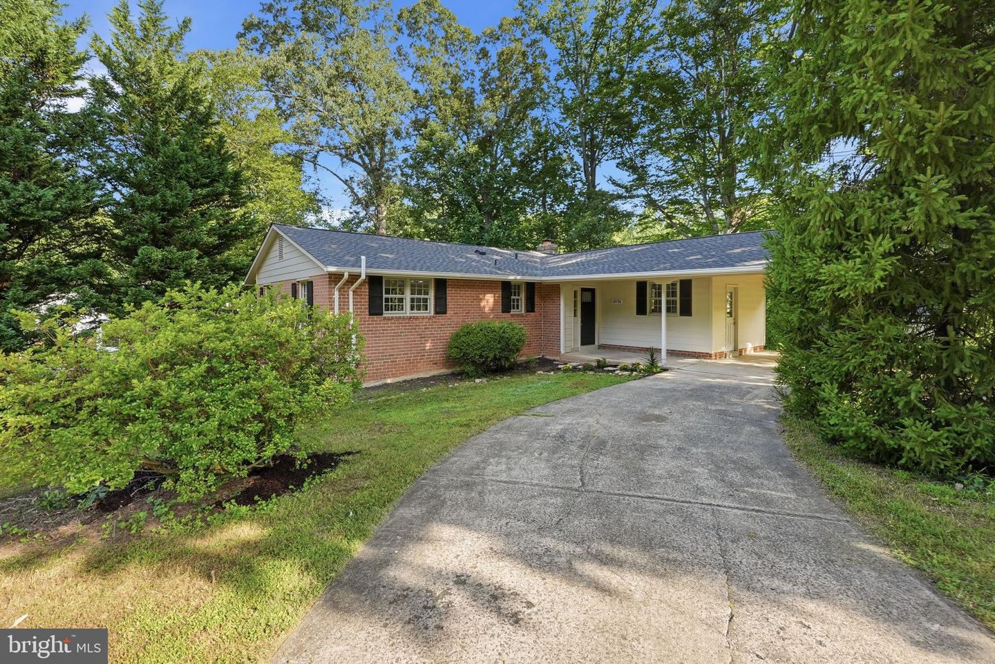 10196 Bessmer Ln Property Photo 1