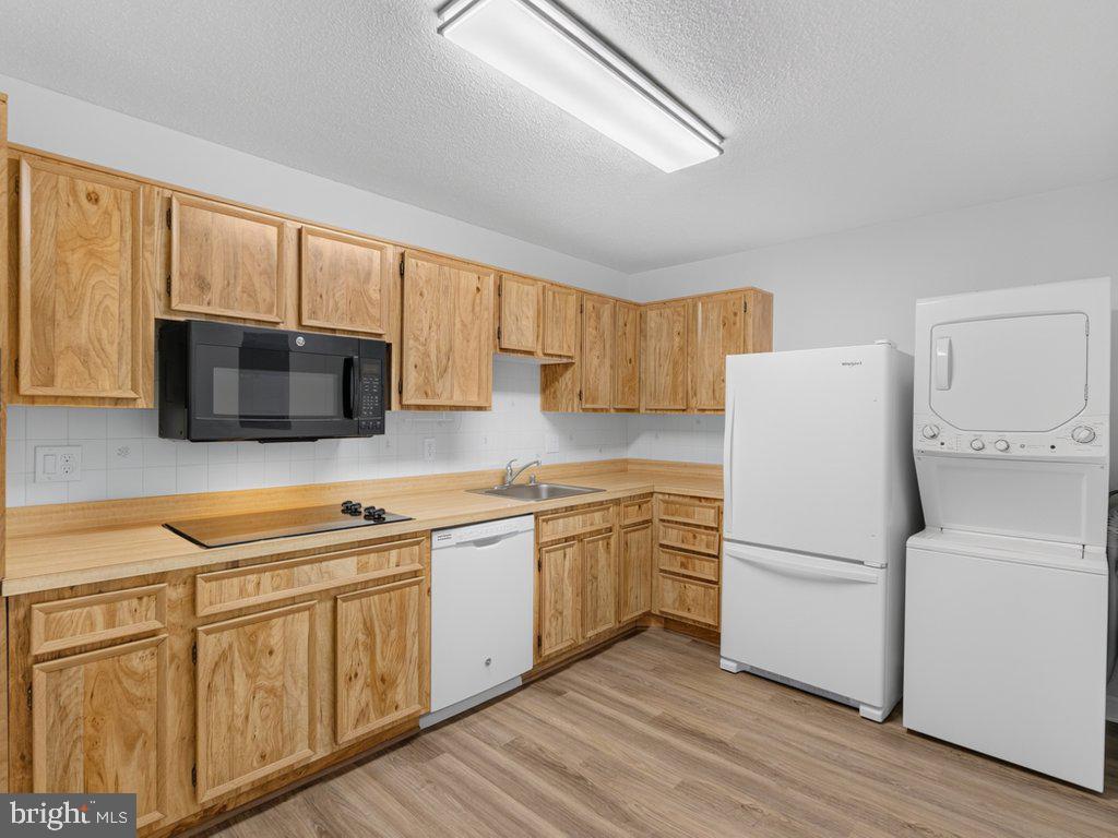 8370 Greensboro Dr #411 Property Photo 13