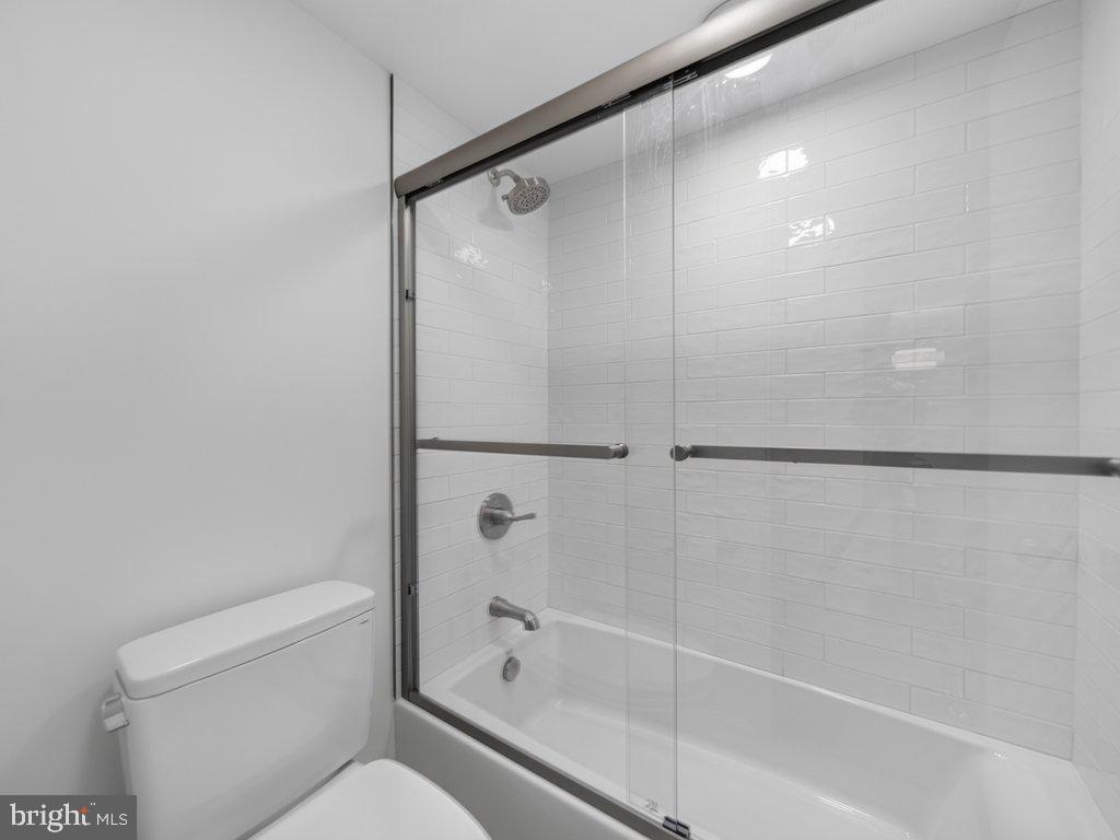 8370 Greensboro Dr #411 Property Photo 20