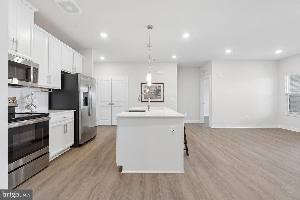 12850 Mosaic Park Way #2-w Property Photo 7