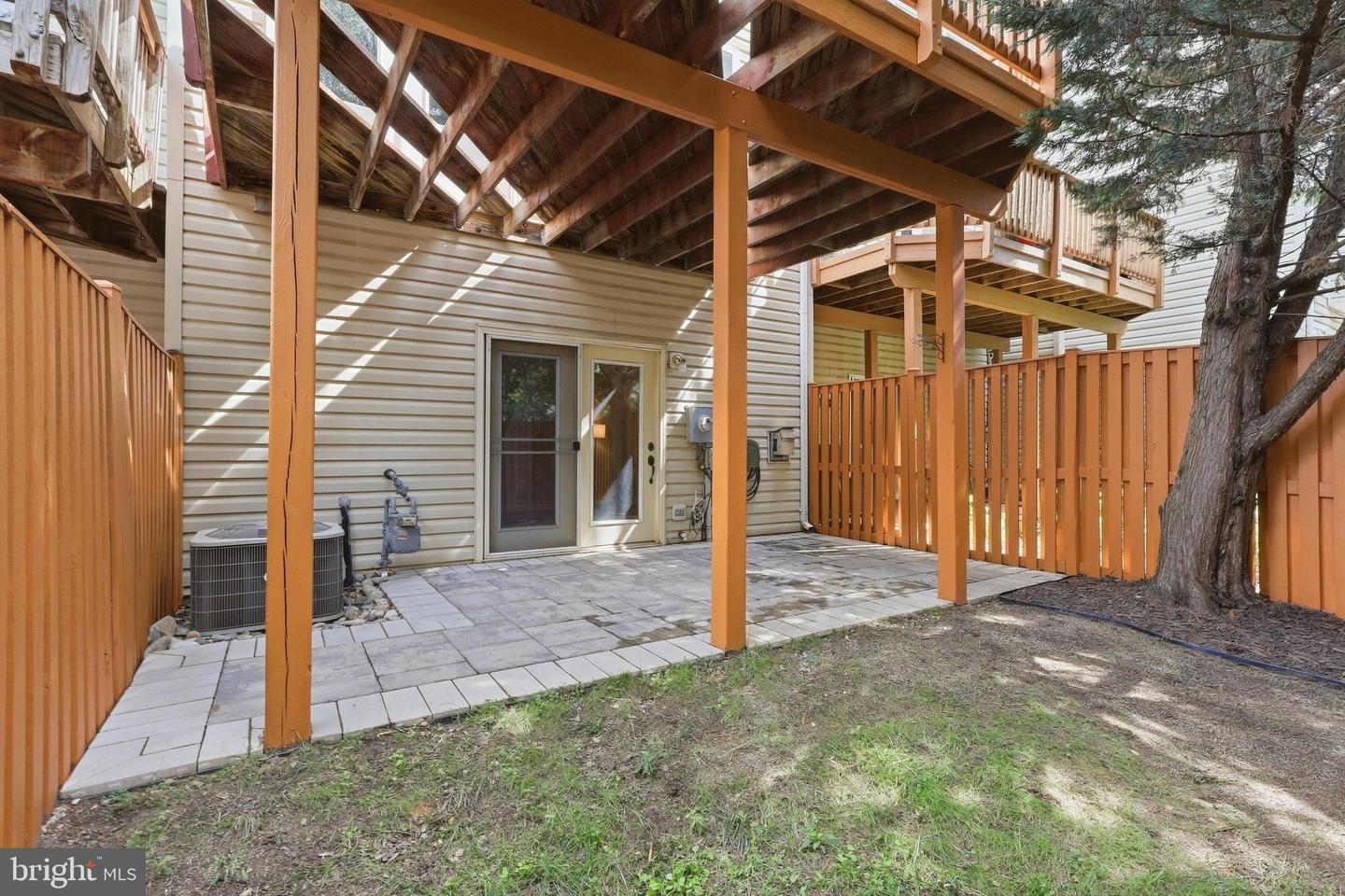 13002 Park Crescent Cir Property Photo 39
