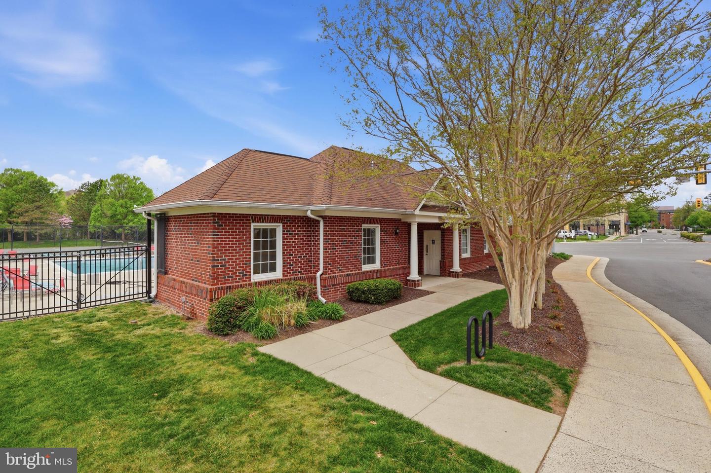 13002 Park Crescent Cir Property Photo 42