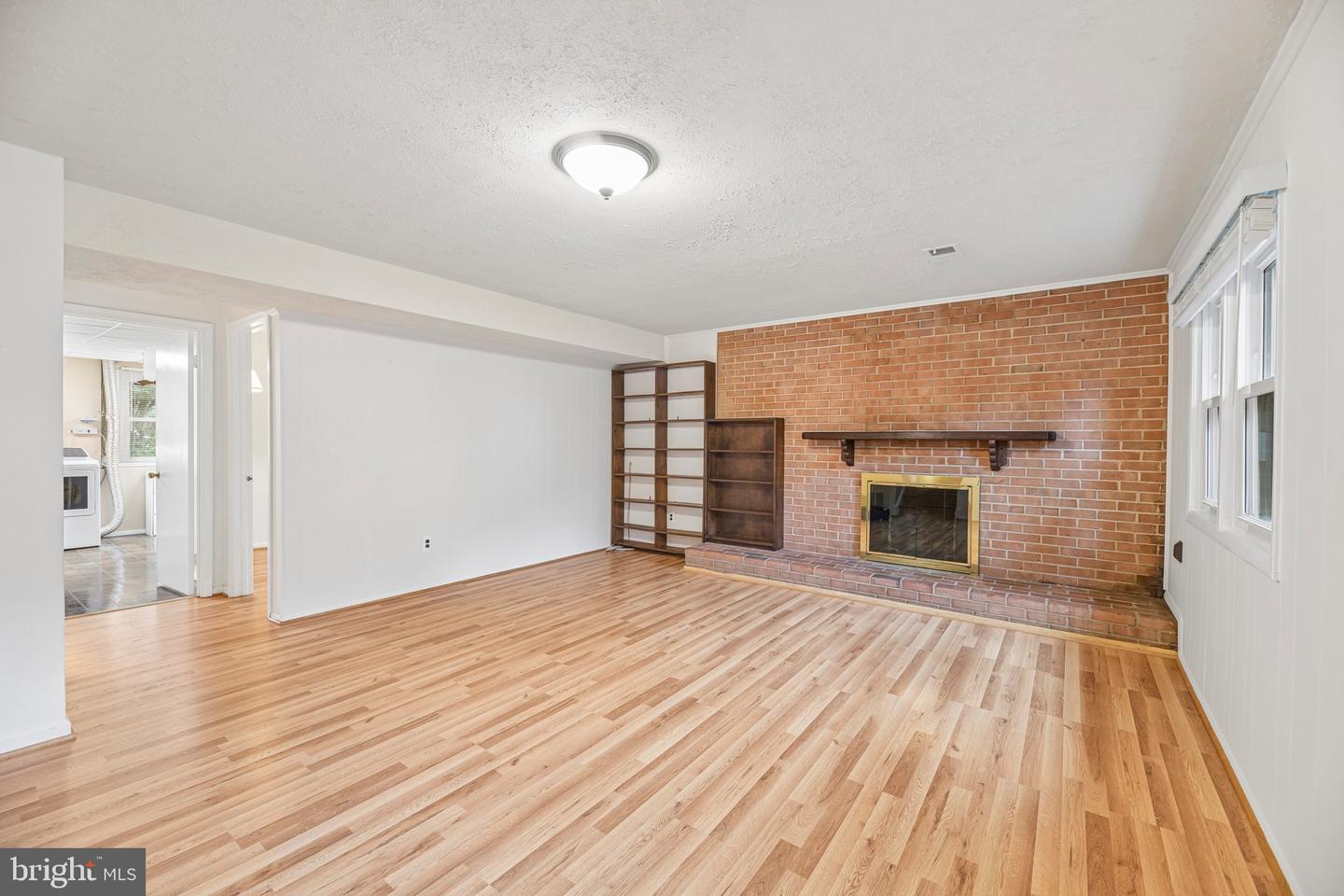 5204 Holden St Property Photo 52