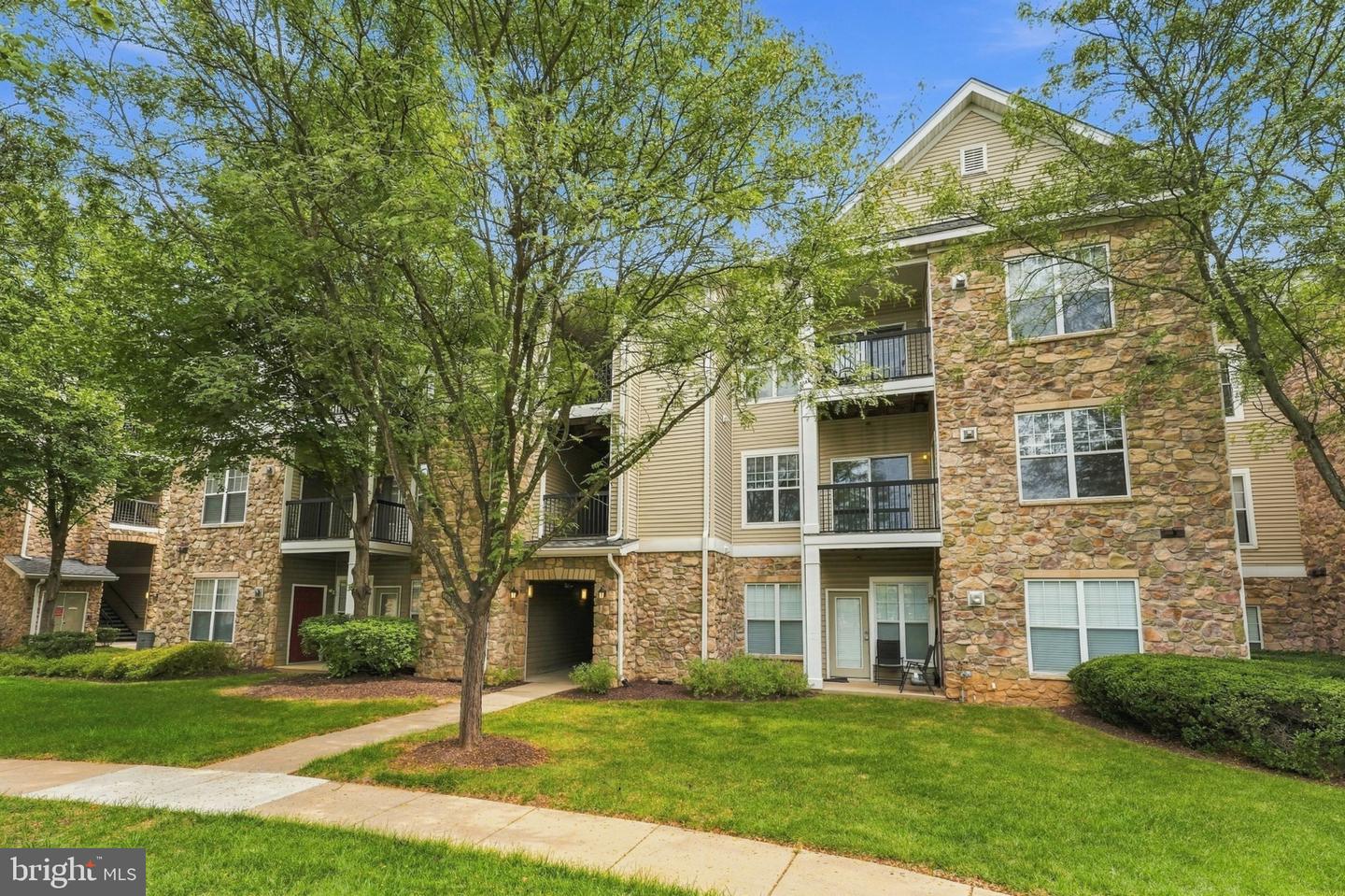 5124-f Brittney Elyse Cir #f Property Photo 3