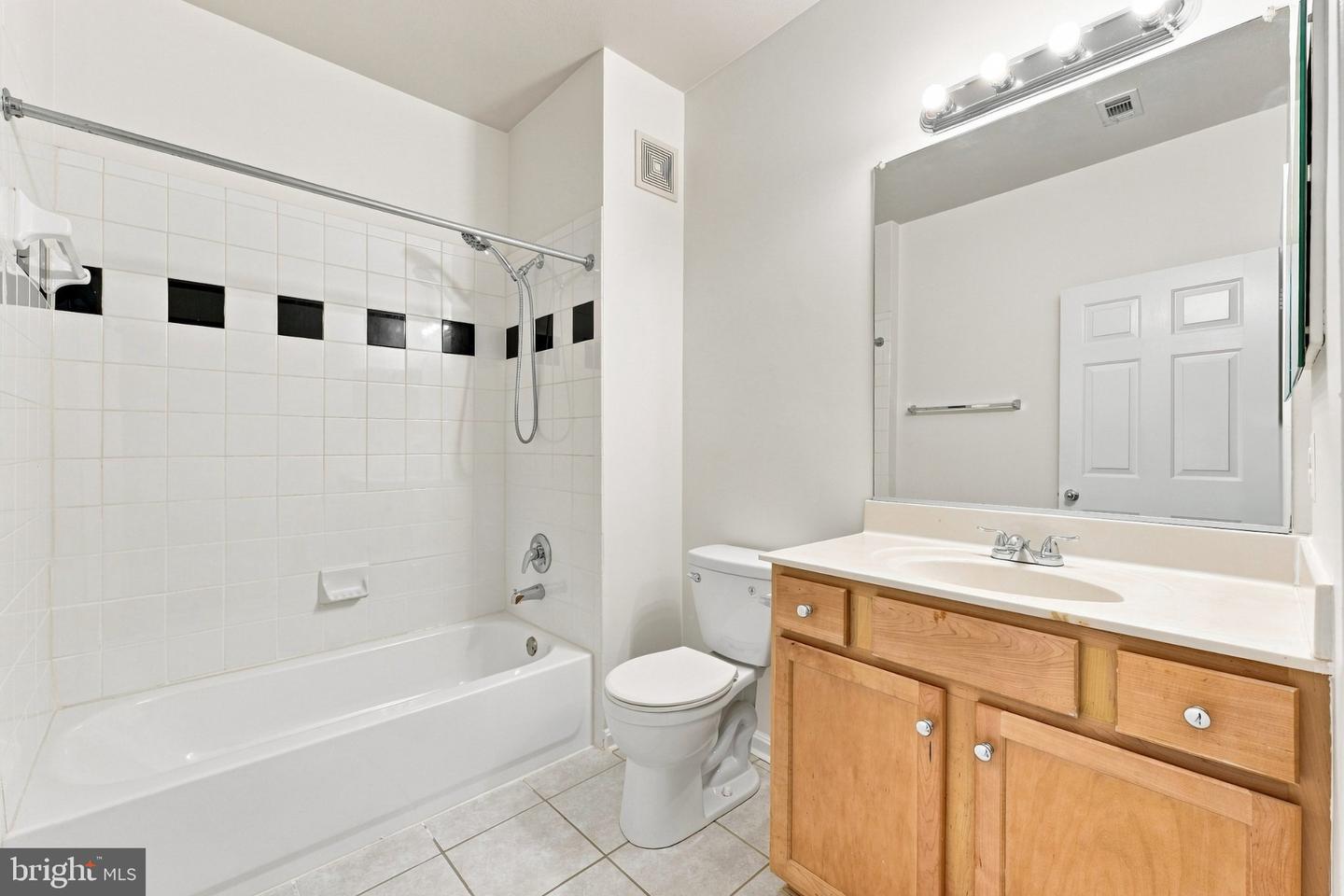 5124-f Brittney Elyse Cir #f Property Photo 17