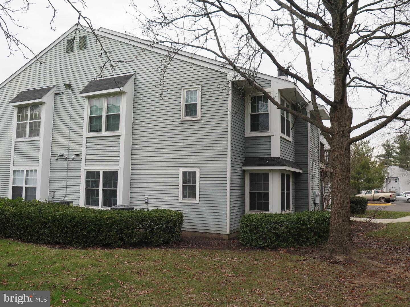 8620-C BEEKMAN PL #20C Property Photo 1