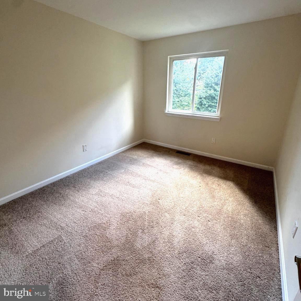 5431 Helm Ct Property Photo 11