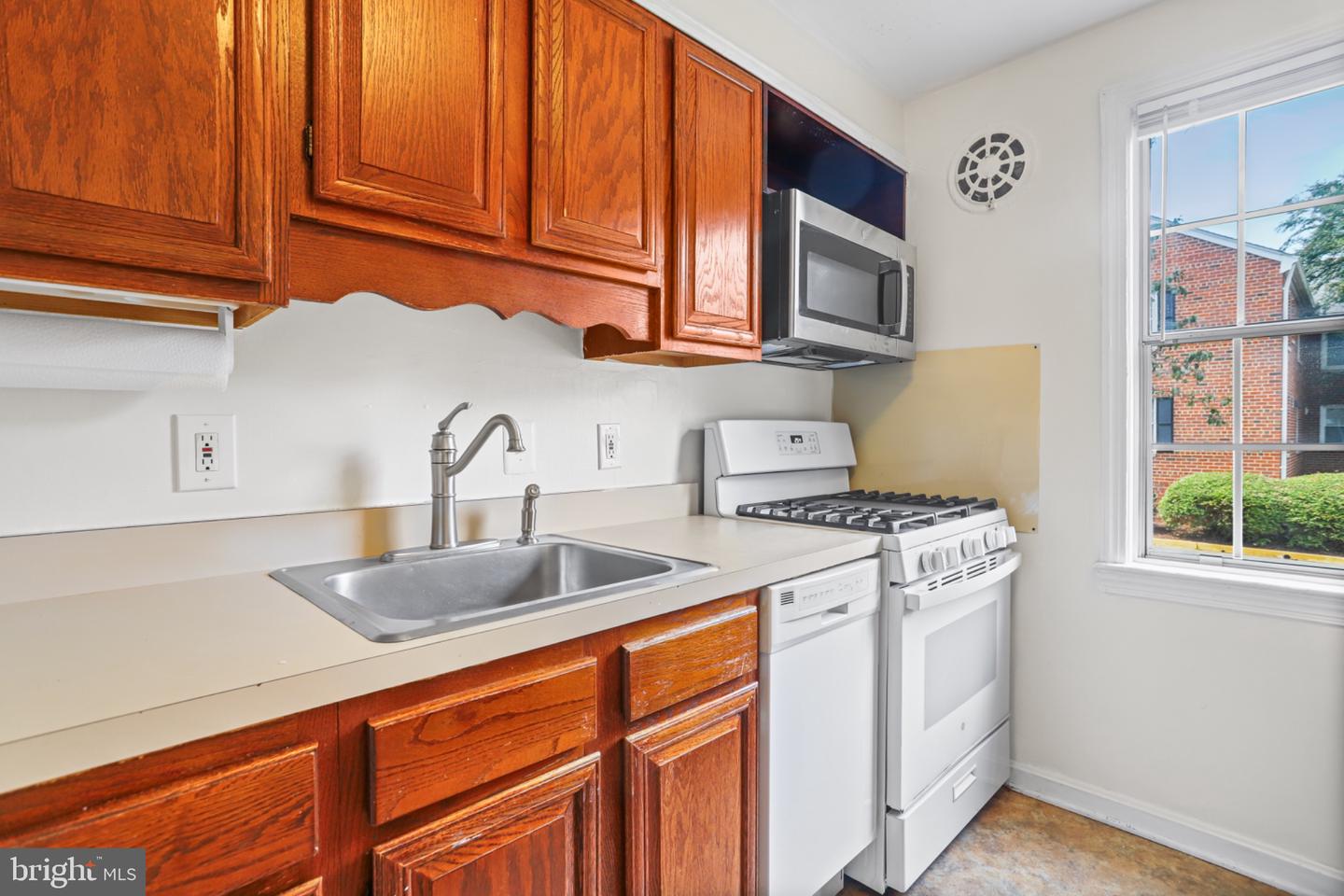 6706 W Wakefield Dr #a2 Property Photo 12