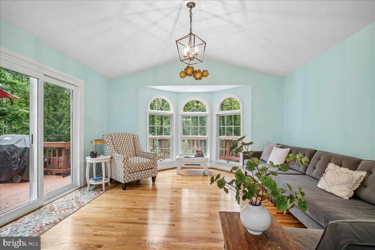 7223 Oriole Property Photo 14