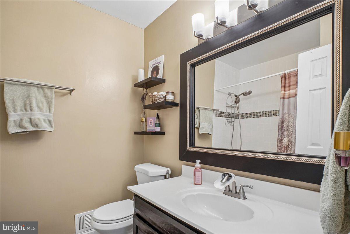 7223 Oriole Property Photo 24