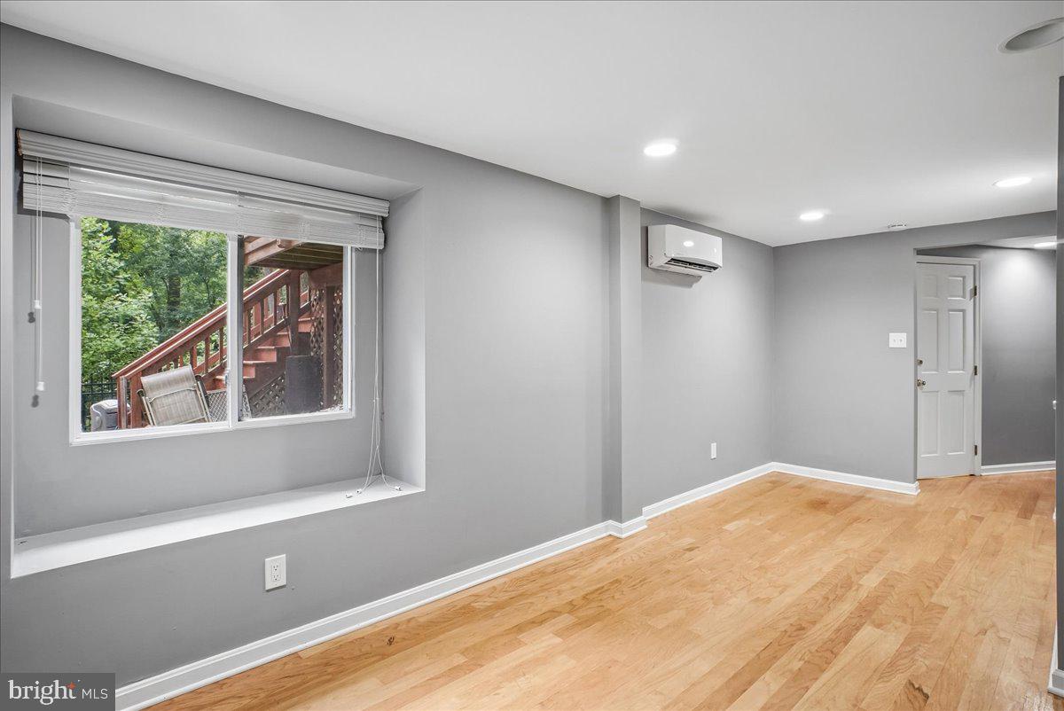 7223 Oriole Property Photo 48