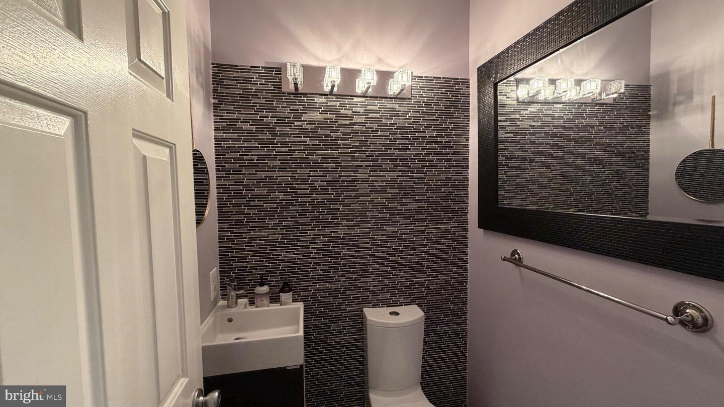 12319 Cliveden St Property Photo 10