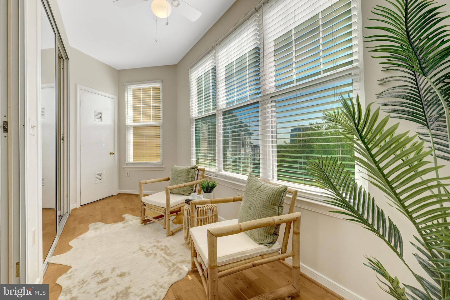 1625 International Dr #421 Property Photo 16