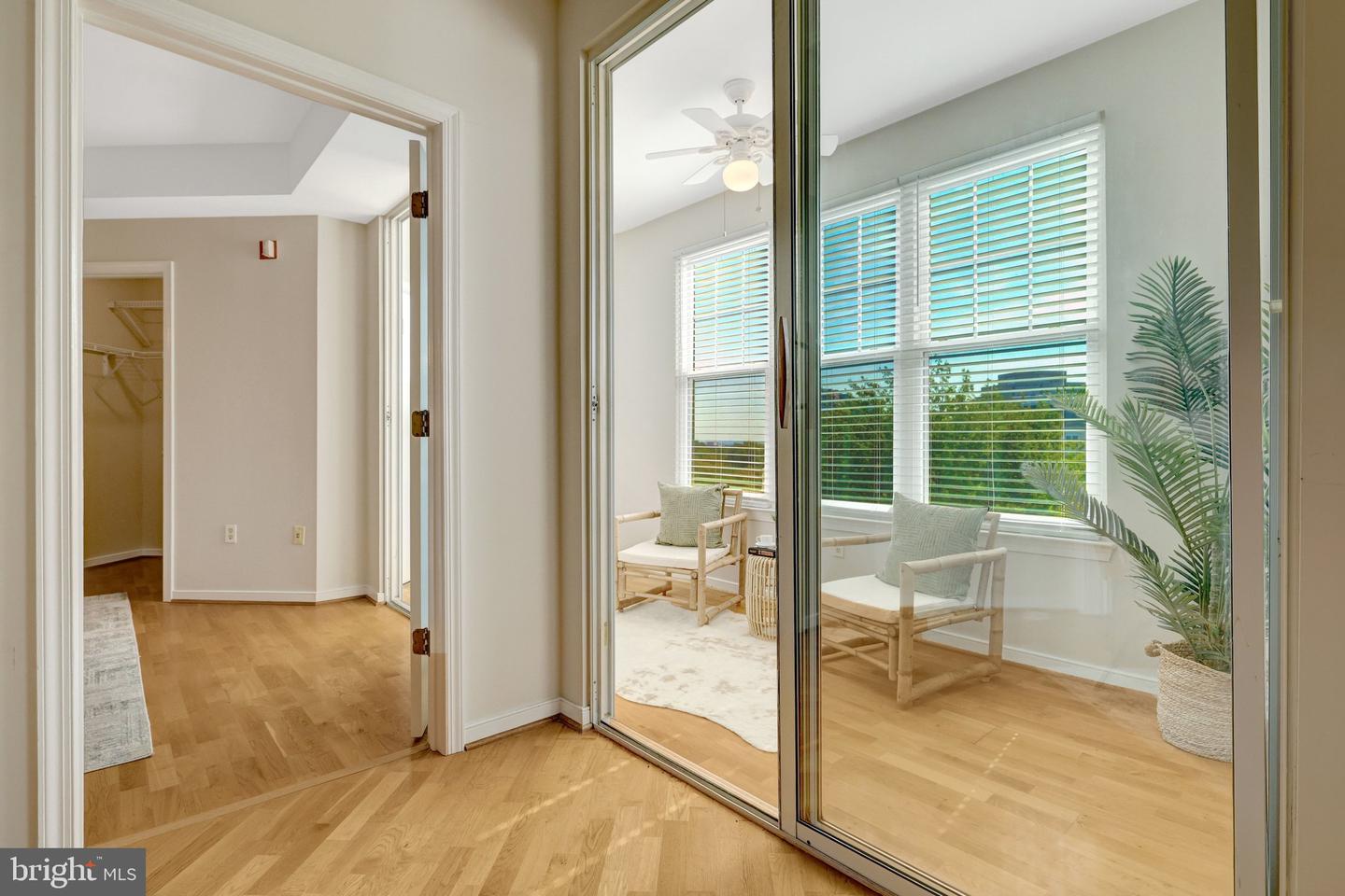 1625 International Dr #421 Property Photo 18