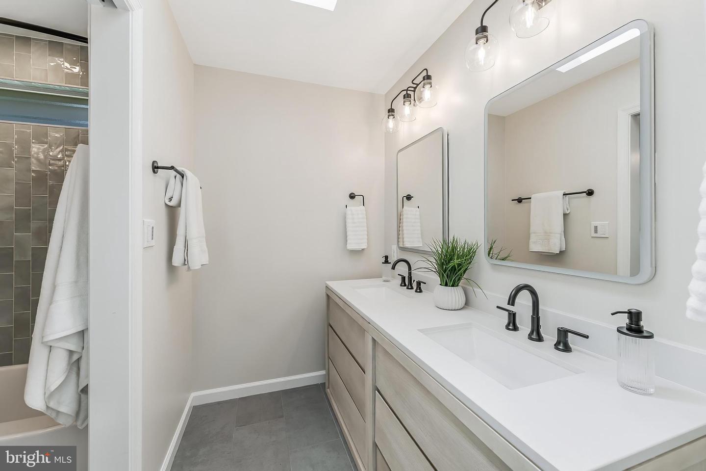 8320 Sylvan Way Property Photo 44