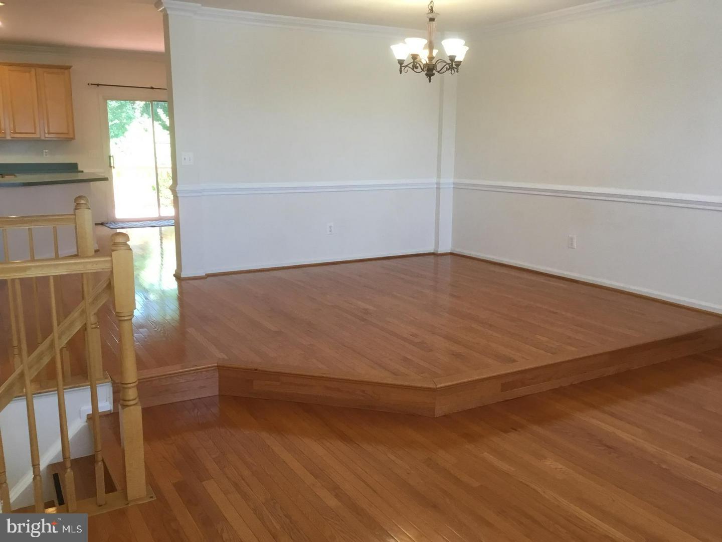 5271 Ballycastle Cir E Property Photo 4