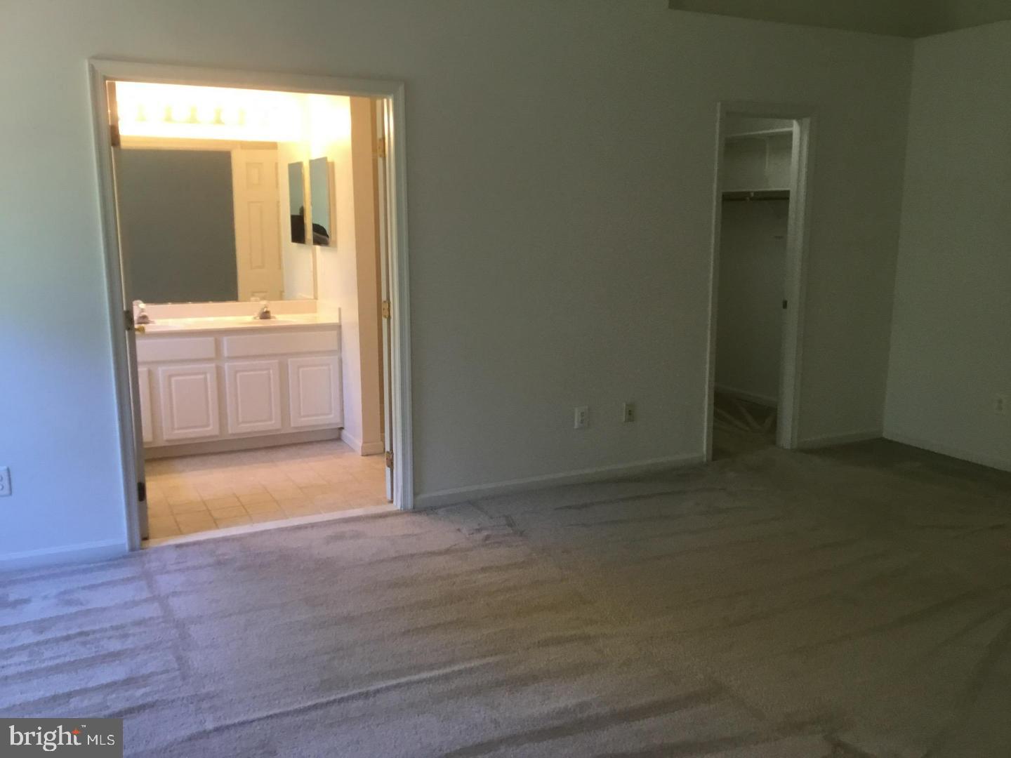 5271 Ballycastle Cir E Property Photo 20