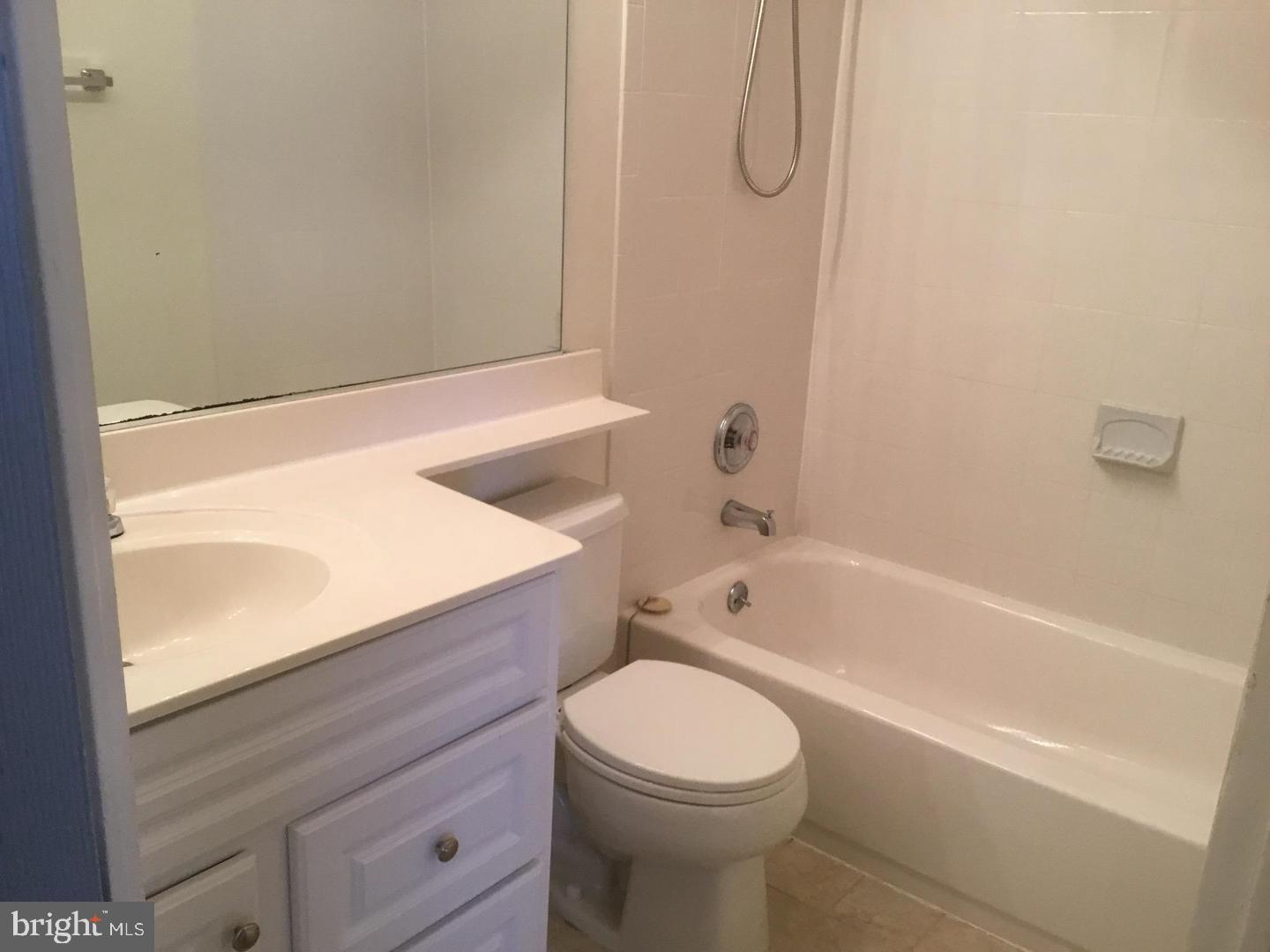 5271 Ballycastle Cir E Property Photo 23