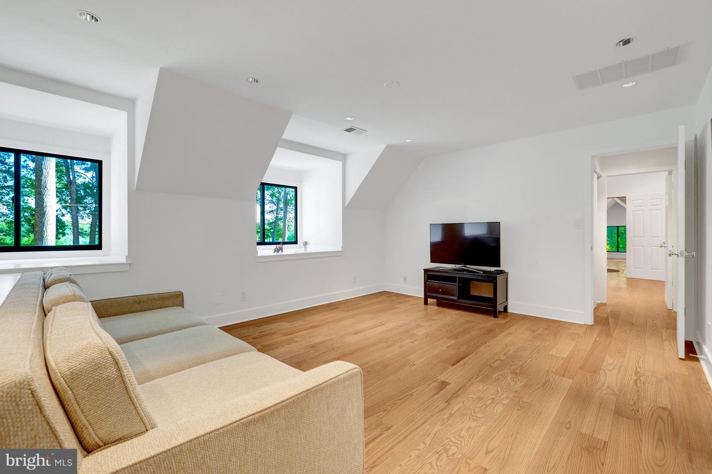 9982 Blackberry Ln Property Photo 25
